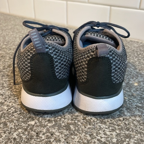 Nike Dualtone Racer Black and Gray Sneakers - Picture 4 of 7